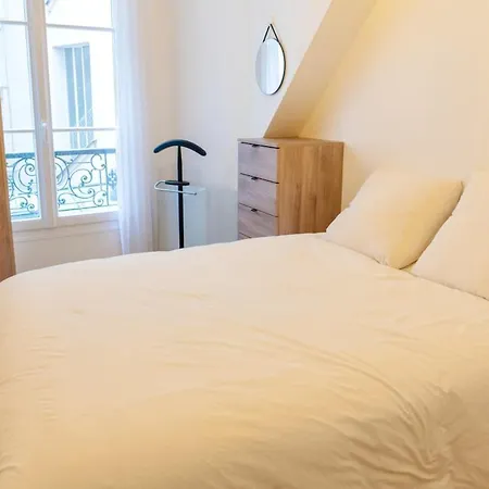 Spacious 55 Sqm In Saint-germain-des-pres Paris