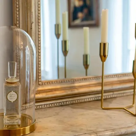 Spacious 55 Sqm In Saint-germain-des-pres Lejlighed Paris